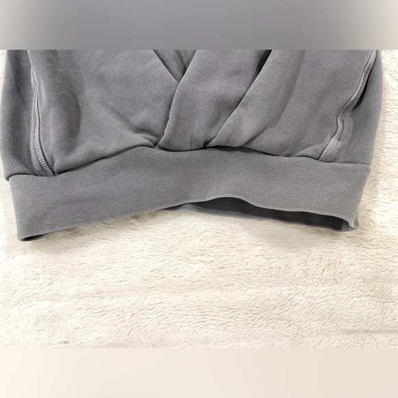 Women's 7 For All Mankind Tuck Sweatshirt Size Small - Picture 6 of 7